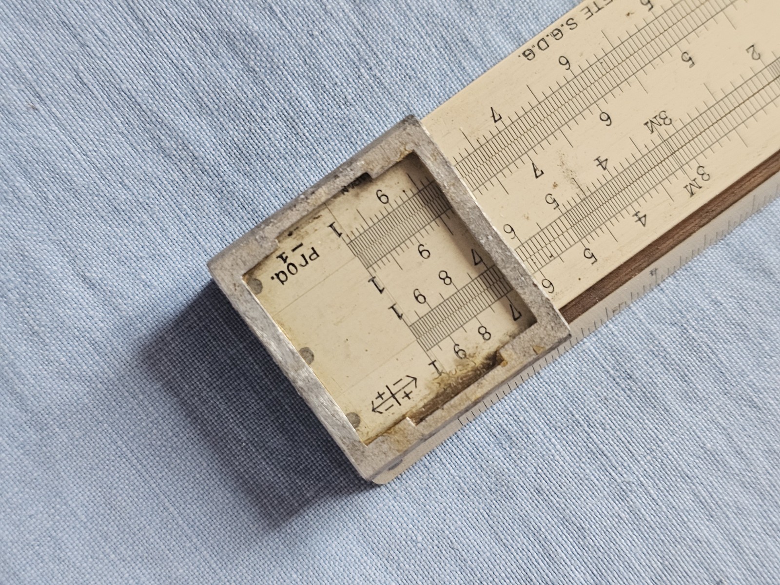 Vintage J HEMMI Japan SUN Patents 22129 107562 BAMBOO POCKET 6" SLIDE RULE Cased