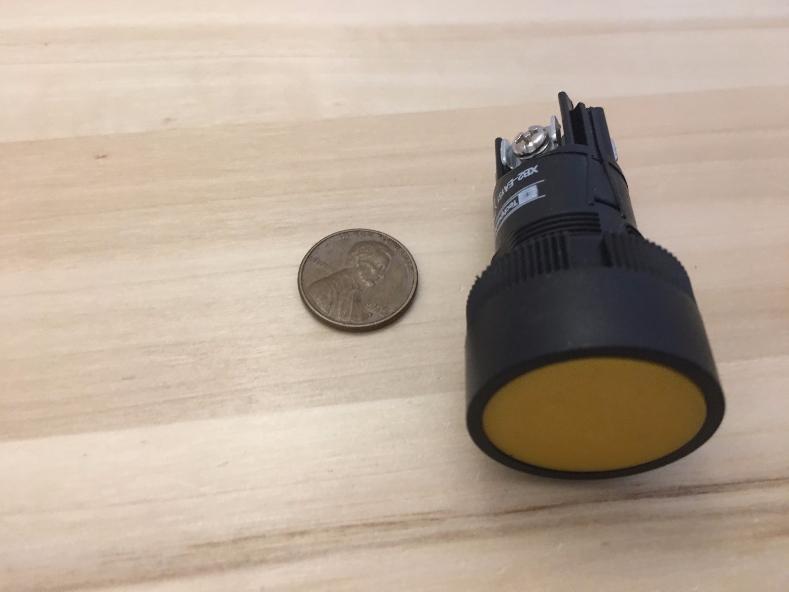 1 Piece Yellow Momentary PUSH BUTTON SWITCH normally open closed 22mm on off A11