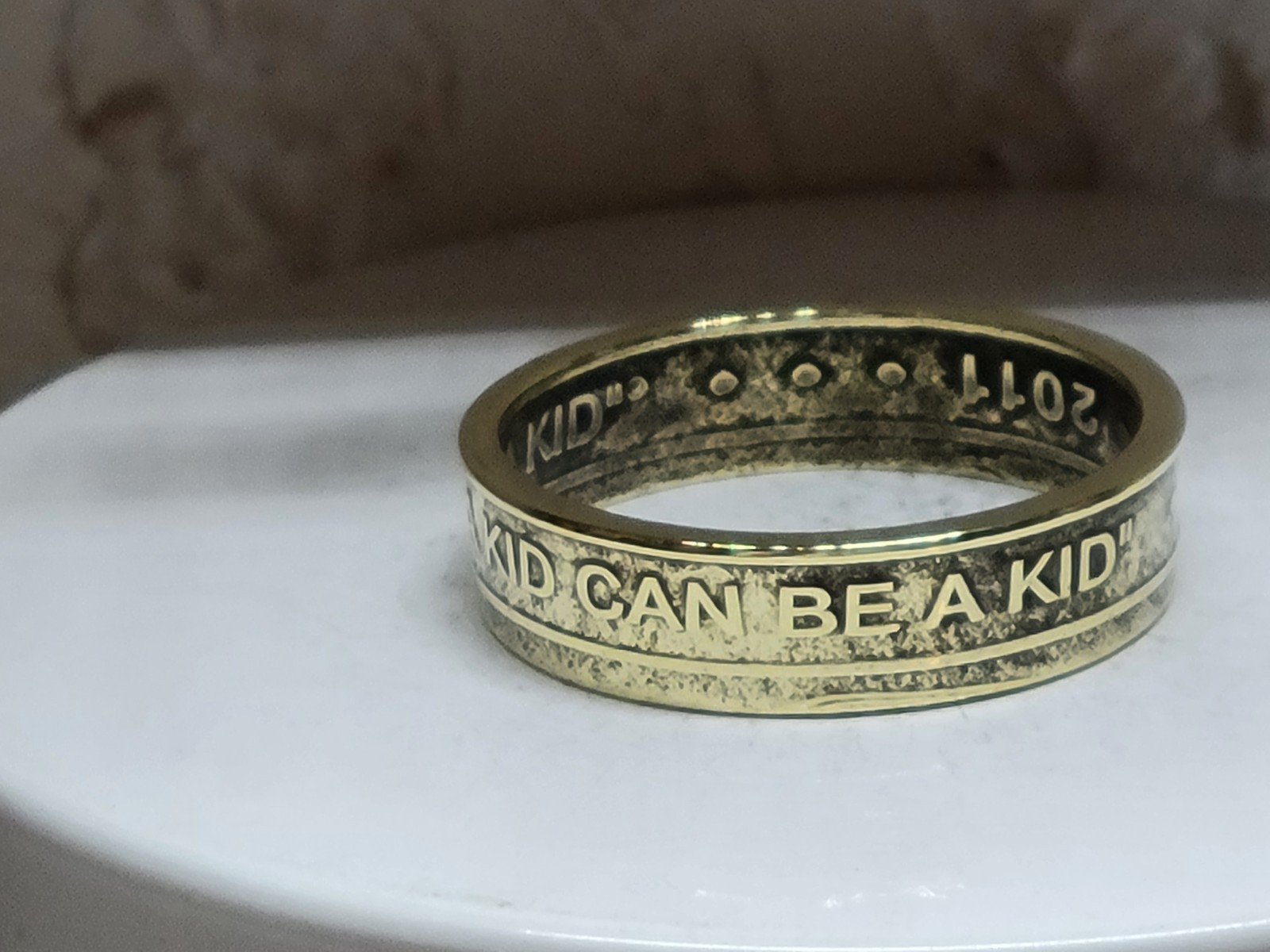 CHUCK e CHEESE - 2011 - Size 12 Token Coin Ring