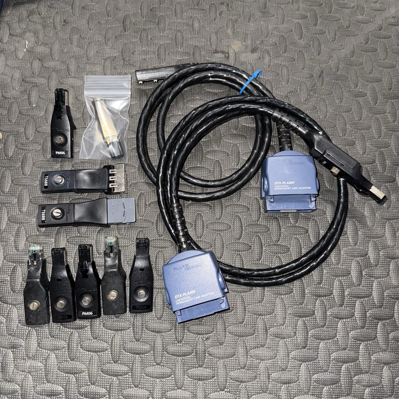 Lot Of Fluke Networks DTX-PLA001 Universal Permanent Link Adapters w/ Pm06 Pm02