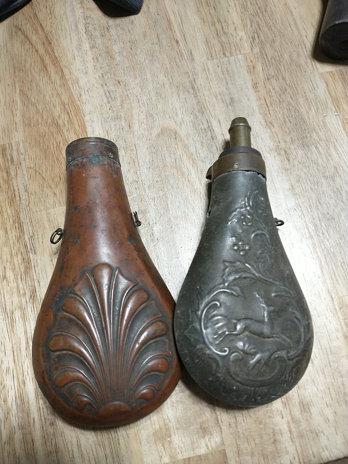 2 PCS Vintage Powder Flasks Shell & Acanthus Pattern & Running Deer FOR DISPLAY