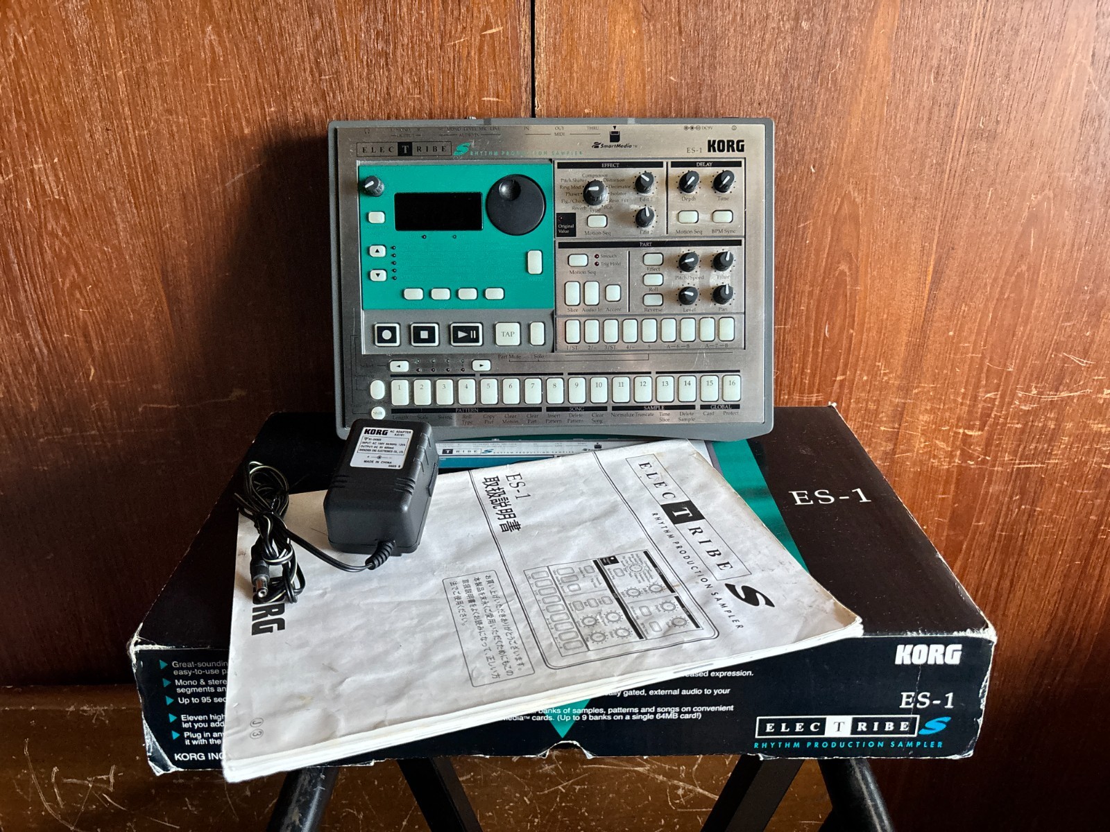 Korg ElecTribe S ES-1 ES1 Sampler Drum Machine Sequencer w/ box