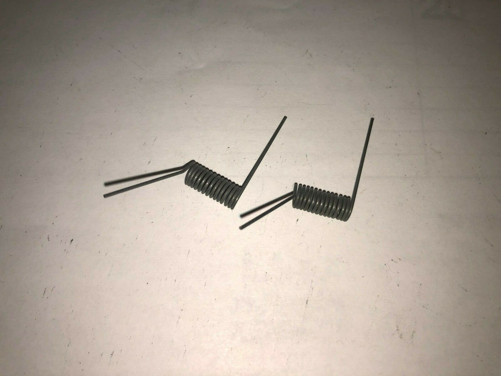 LIONEL PART ,464-40 , U-PIVOT SPRING (PAIR)  FOR SAW MILLS, 464 2301