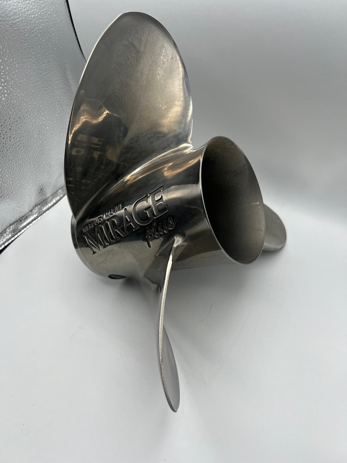 Mercury OEM Propeller Mirage 14 1/2x25 Pitch 3LH 135-350 HP 48-13707A46