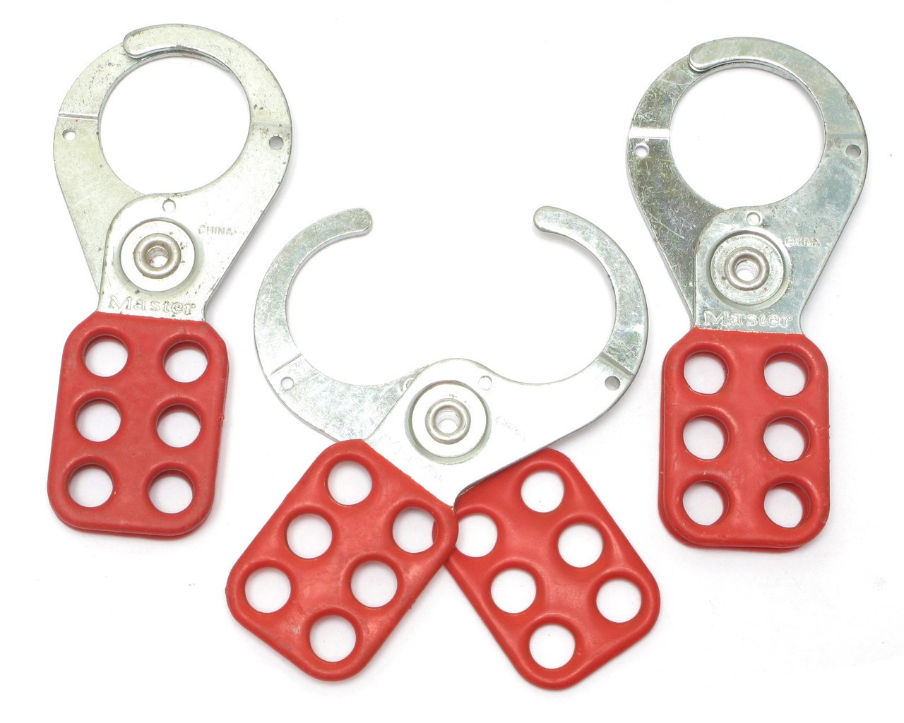 Master Lock Model 421 Steel Lockout Hasp, 1-1/2in Jaw Clearance, 3pcs