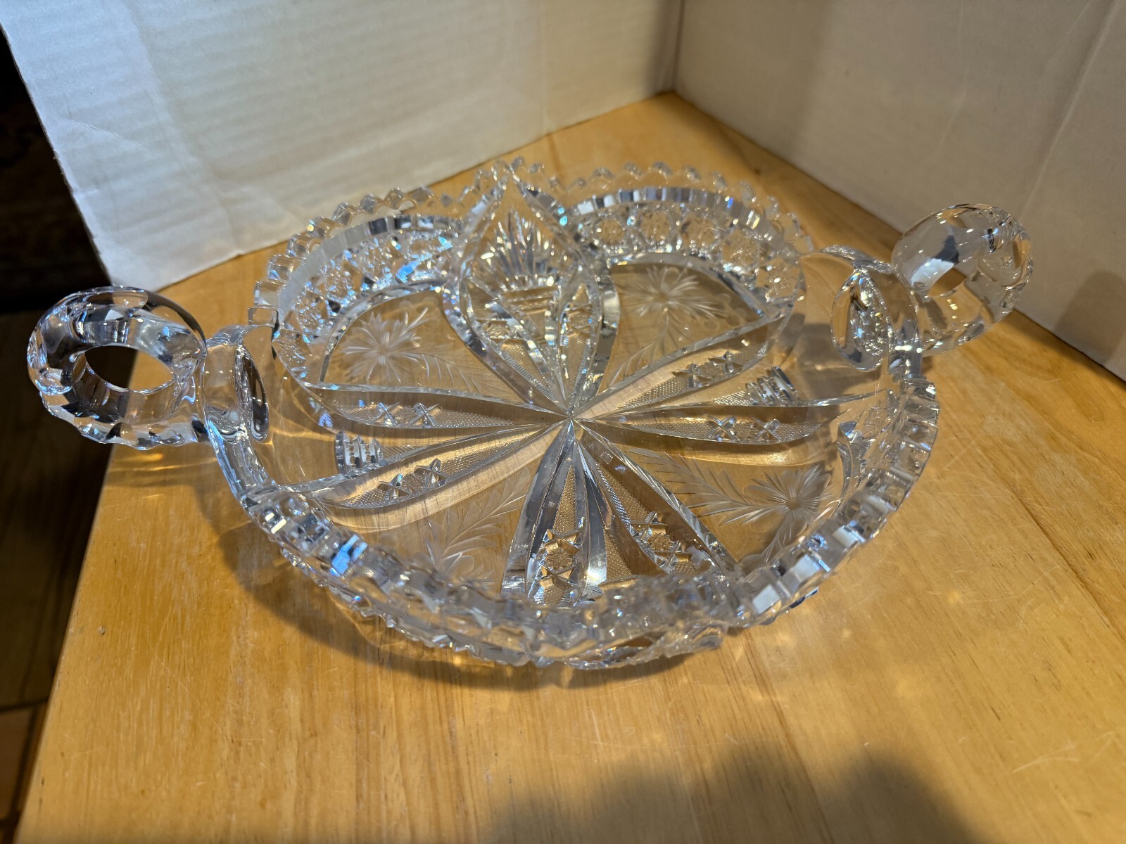 Vintage Crystal Candy Dish/ Trinket Holder 2 HANDLES SAWTOOTH EDGE 8"D X 1.5"H