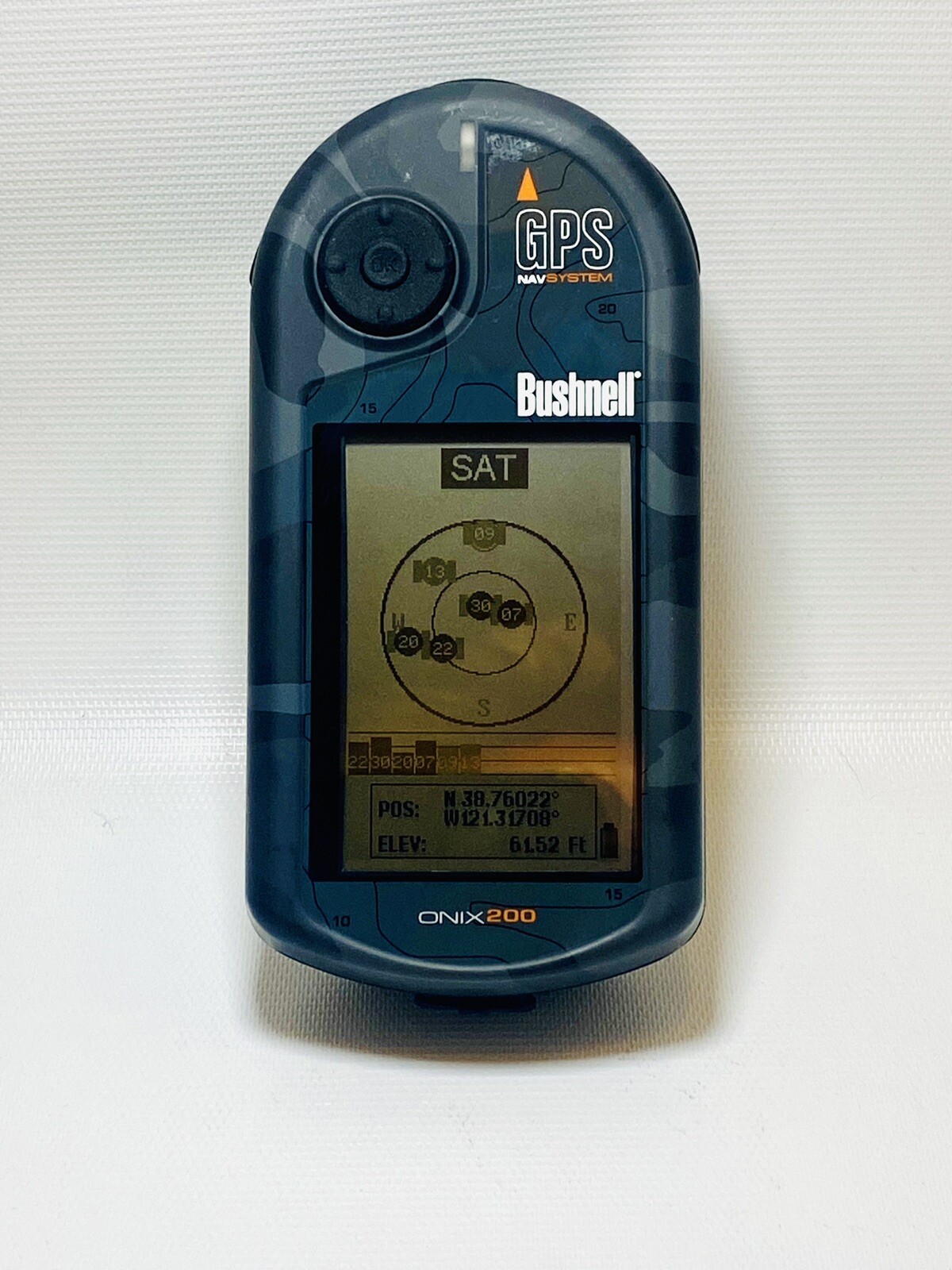 Bushnell GPS Onix 200 Handheld GPS Navigation