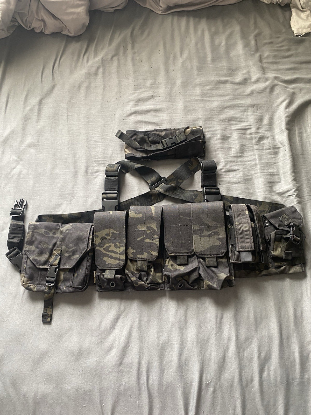 Tactical Tailor MAV Chest Rig, Multicam Black, With Matching Pouches