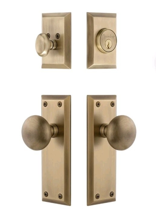 Grandeur 817898, Fifth Avenue, Long Plate Entry Set with Knob, Vintage Brass