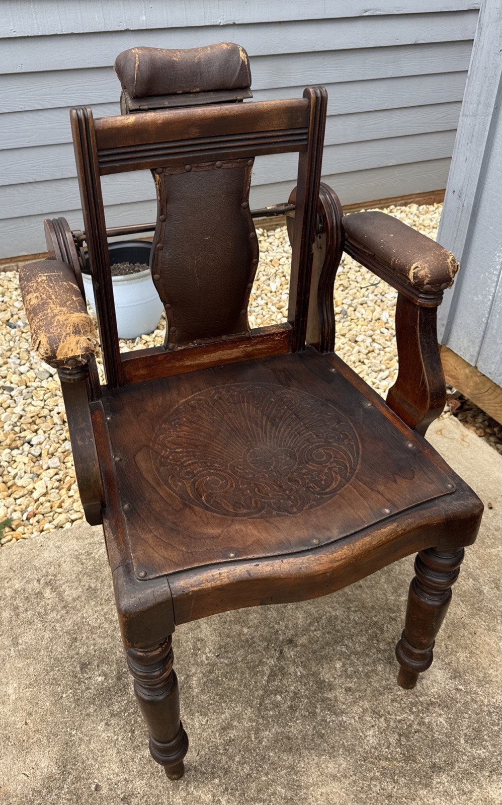 ✨(pickup only)Antique 1900's Edwardian Adjustable Beech Barber Chair Wood Brown✨