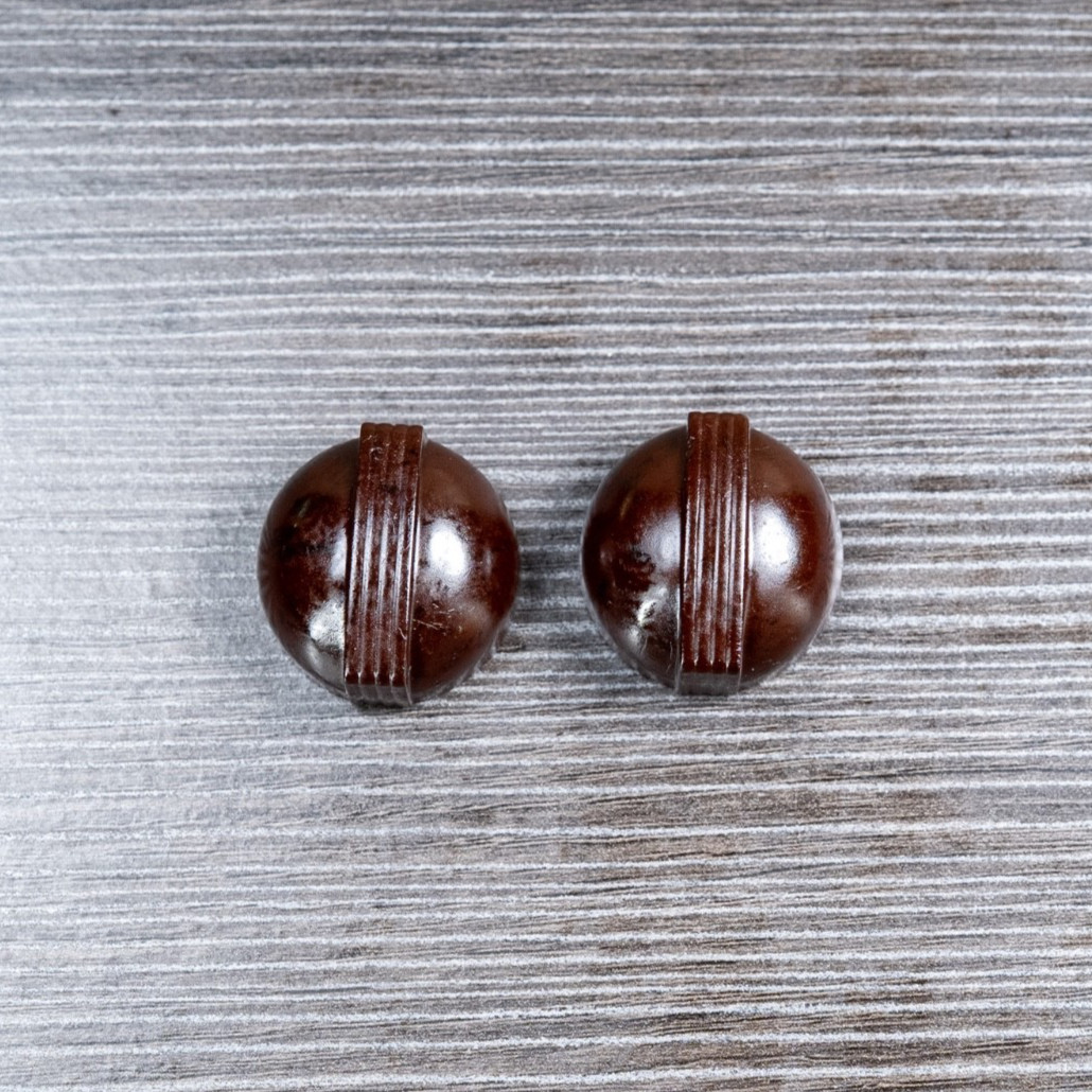 1930s Deco Radio Knobs RCA Brown Bakelite 1/4" D Shaft