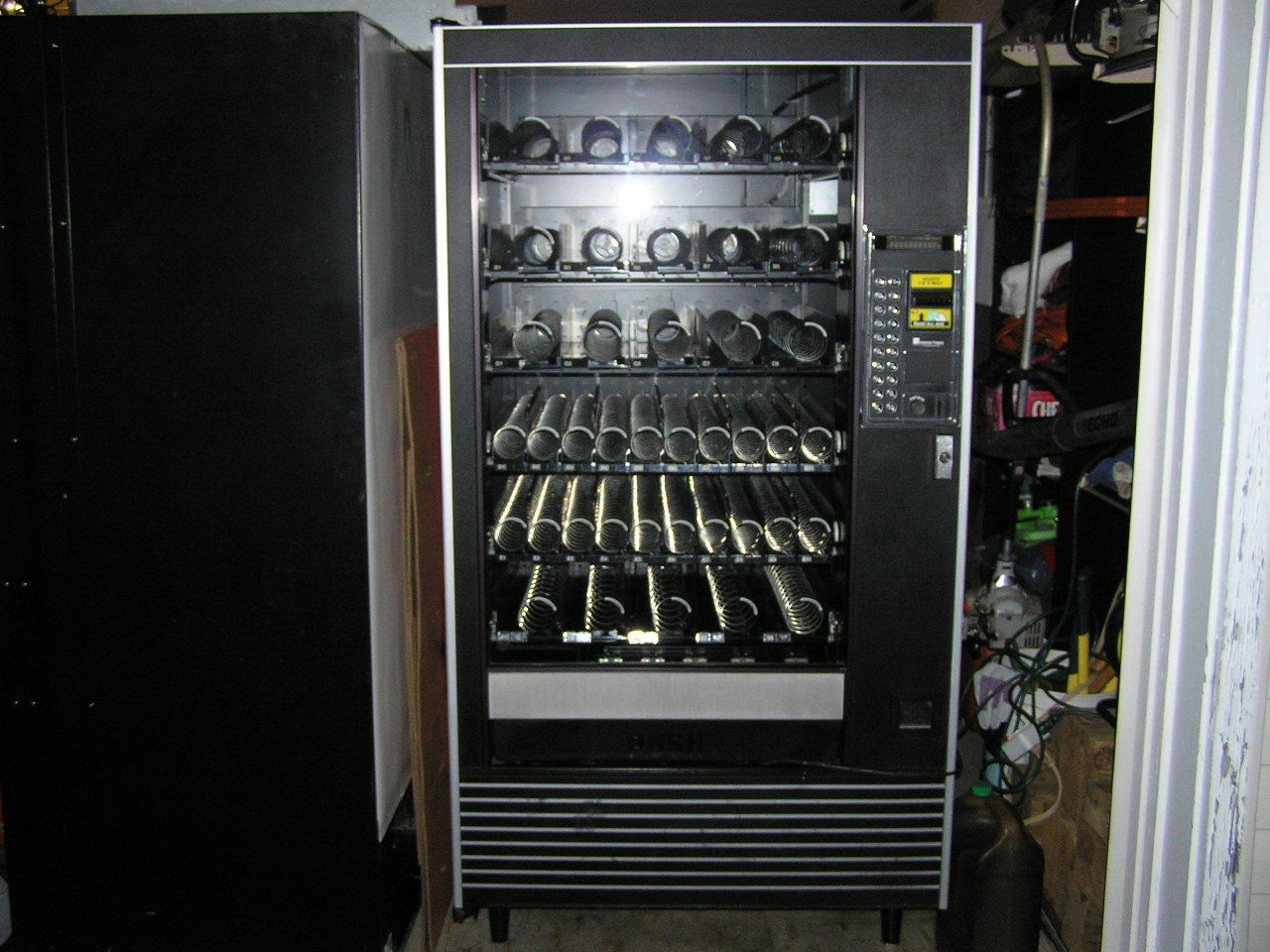 (AP) AUTOMATIC PRODUCTS 113, 112, 123, 122 SNACK MACHINE CONTROL BOARD BATTERY
