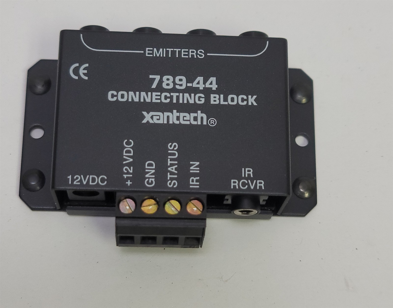 Xantech 789-44 Connecting Block - New Open Box