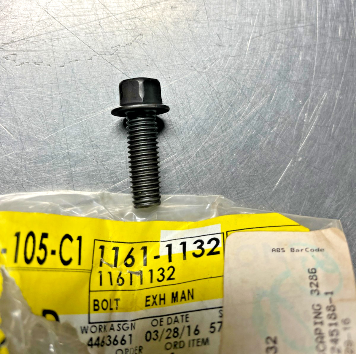 11611132   Genuine OEM  GM  Exhaust Manifold BOLT   1161-1132