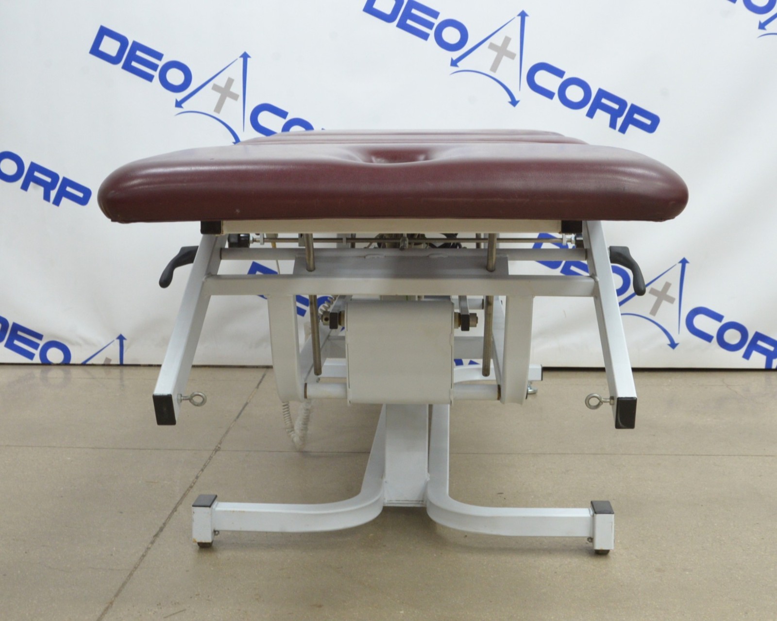 Chattanooga Adapta ADP-400 Traction Treatment Table W/ Remote