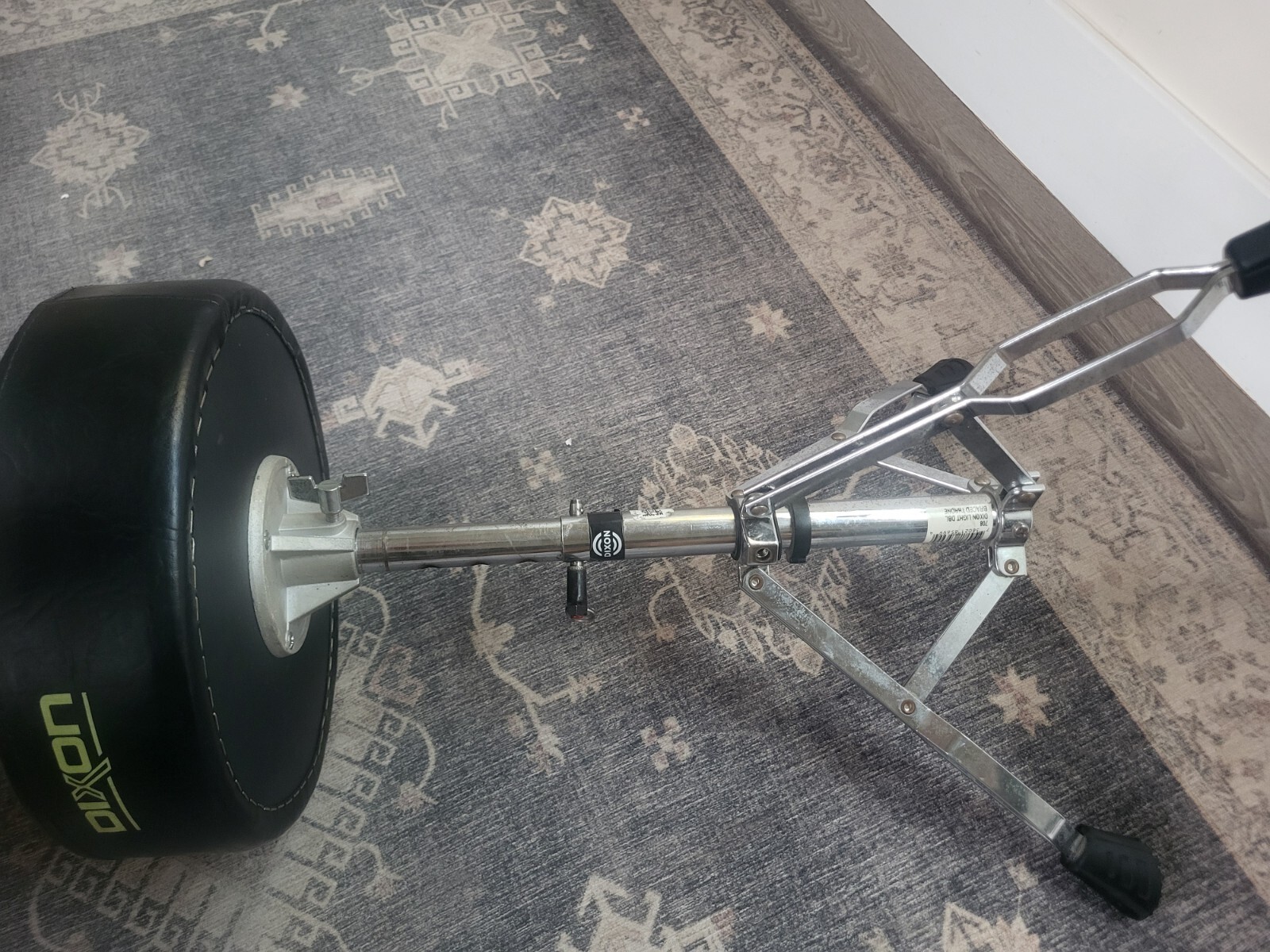 708 Dixon Light Double Braced Throne