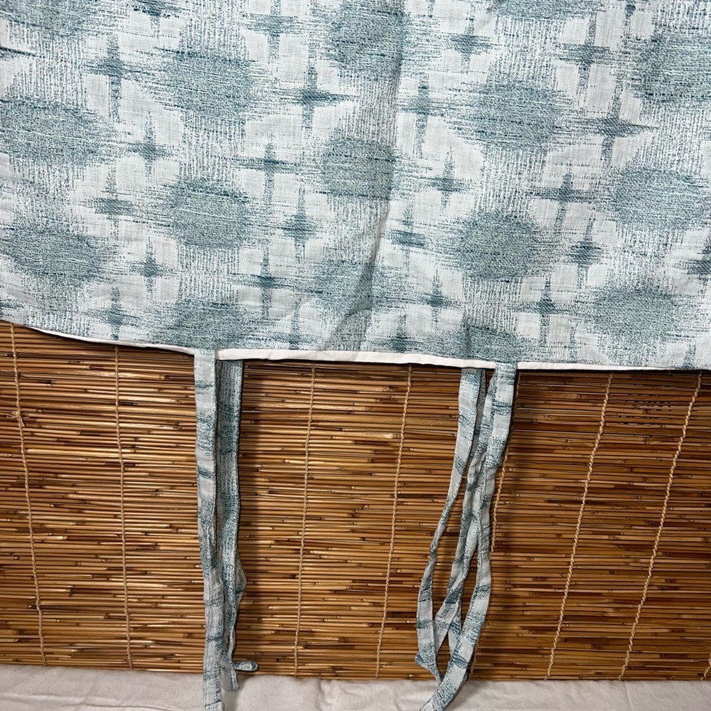 THRESHOLD —bed pillowcovers Size 36"x20"