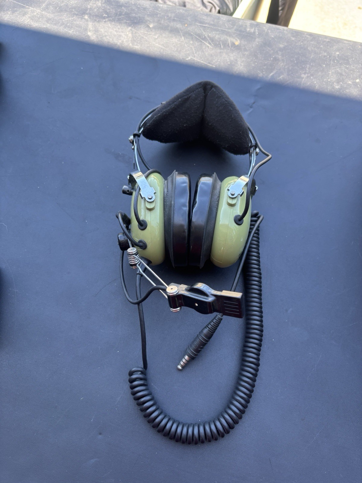 David Clark Aviation Headset Model H10-76 Passive Noise Canceling