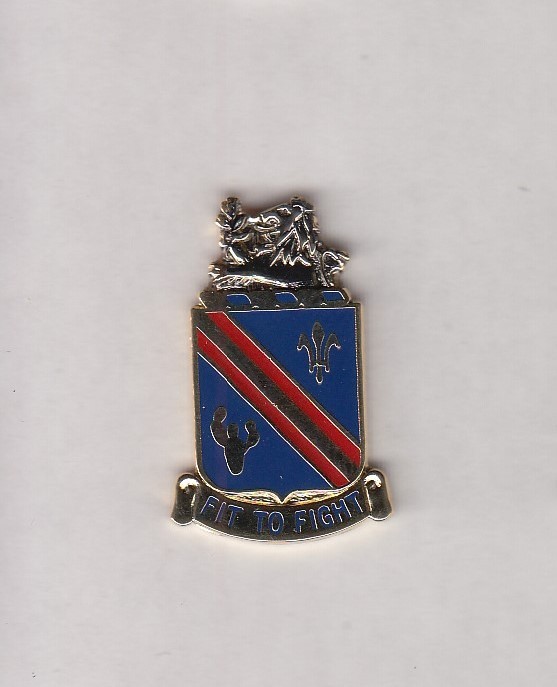 US ARMY 152nd INFANTRY REGIMENT crest DUI badge c/b clutchback P-23