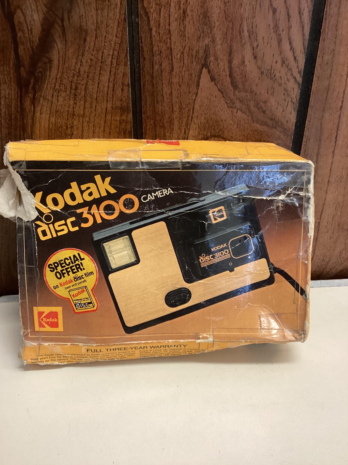 Vintage Kodak Disc 3100 Camera 1980s with Box Wrist Strap Built-in Flash