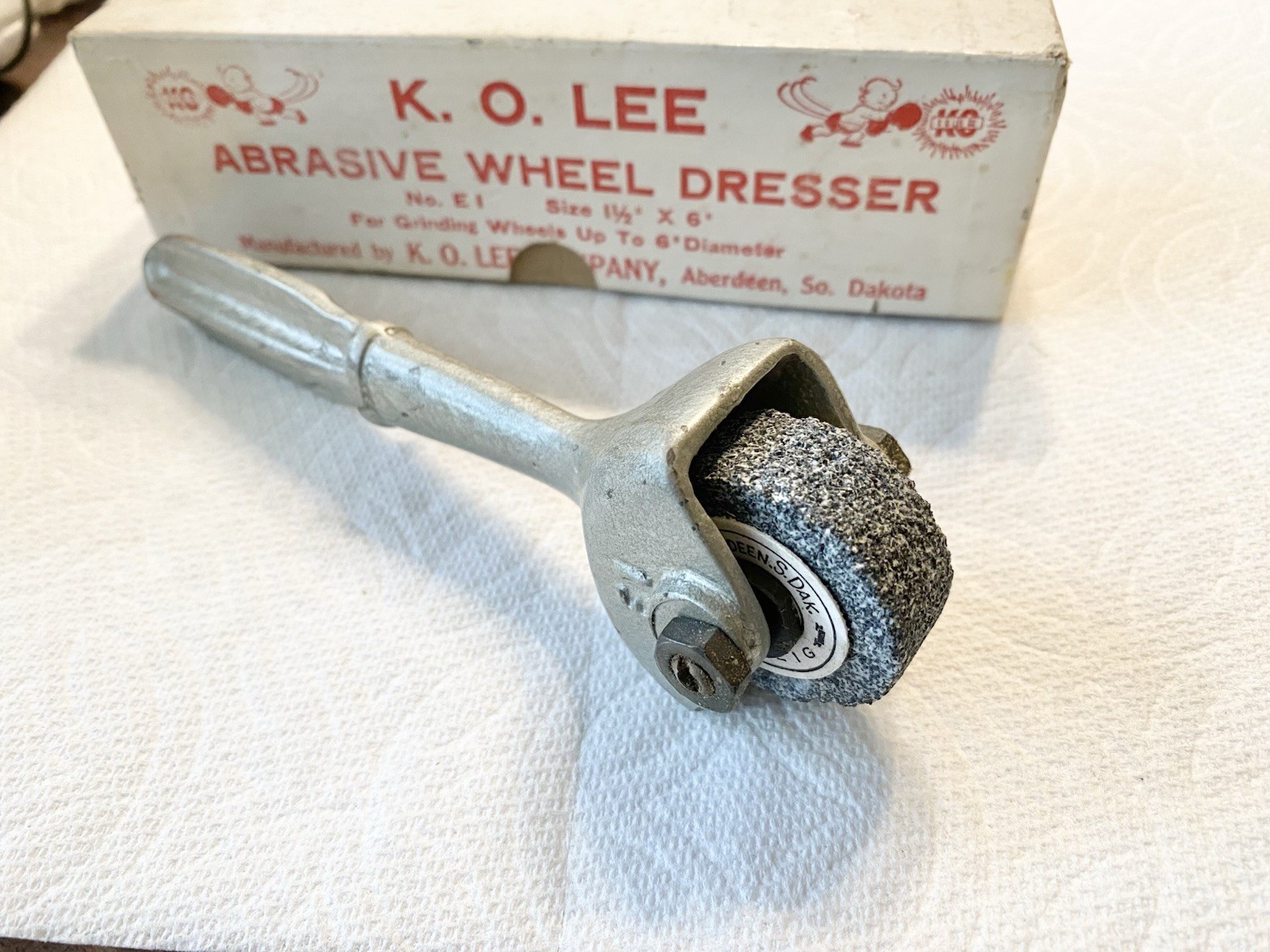 Vintage K.O. Lee E1 Abrasive Wheel Dresser
