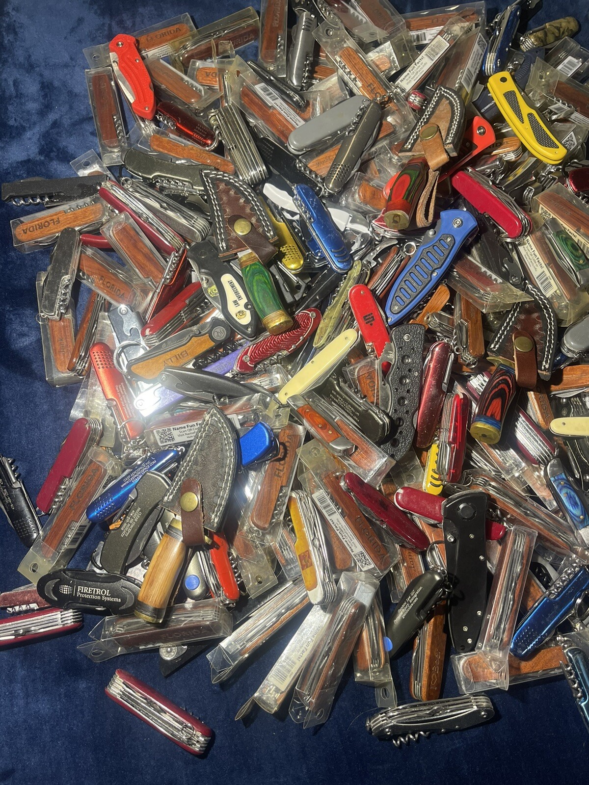 Pocket Knives/multitools Lot (see description)