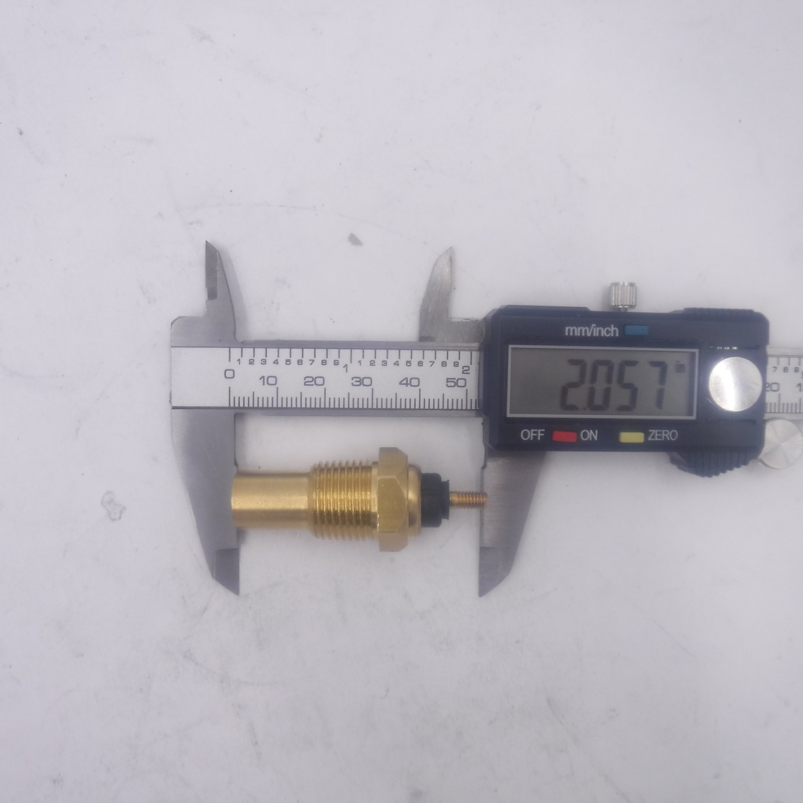 175° Temperature Sending Switch Unit Threaded 5/8"-18, #8-32 Post
