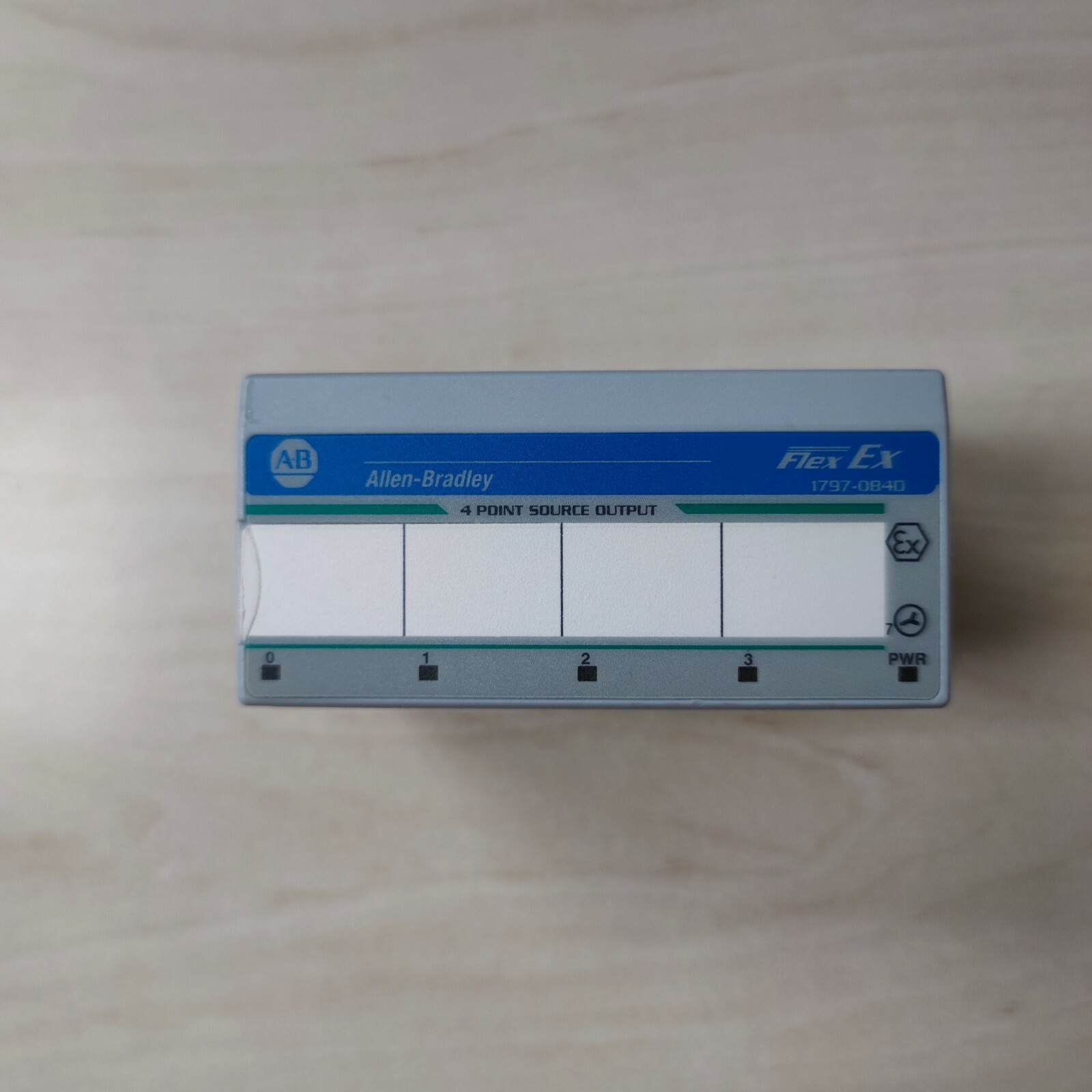 Allen-Bradley 1797-OB4D FlexEx 4-point digital output module, source output