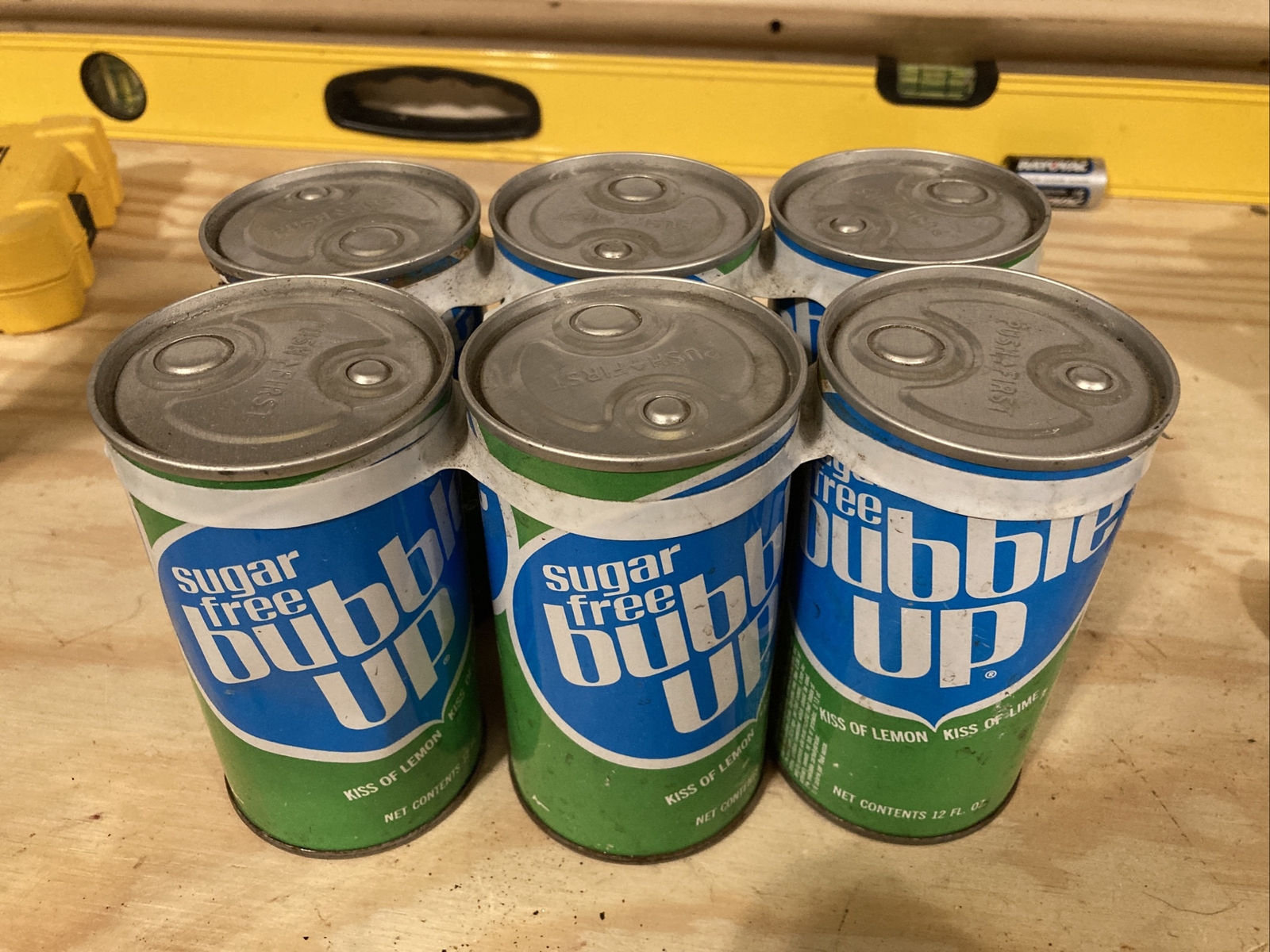 Lot Of 6 Vintage Sugar Free Bubble Up Soda Pop Cans Push Top In Plastic Holder