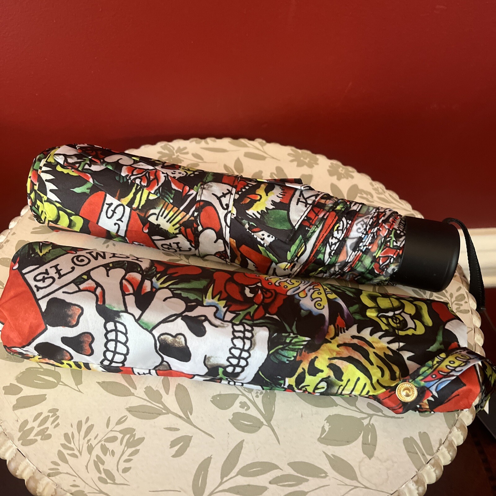 Ed Hardy Love Kills Slowly Automatic Open Automatic Close Compact Umbrella NEW