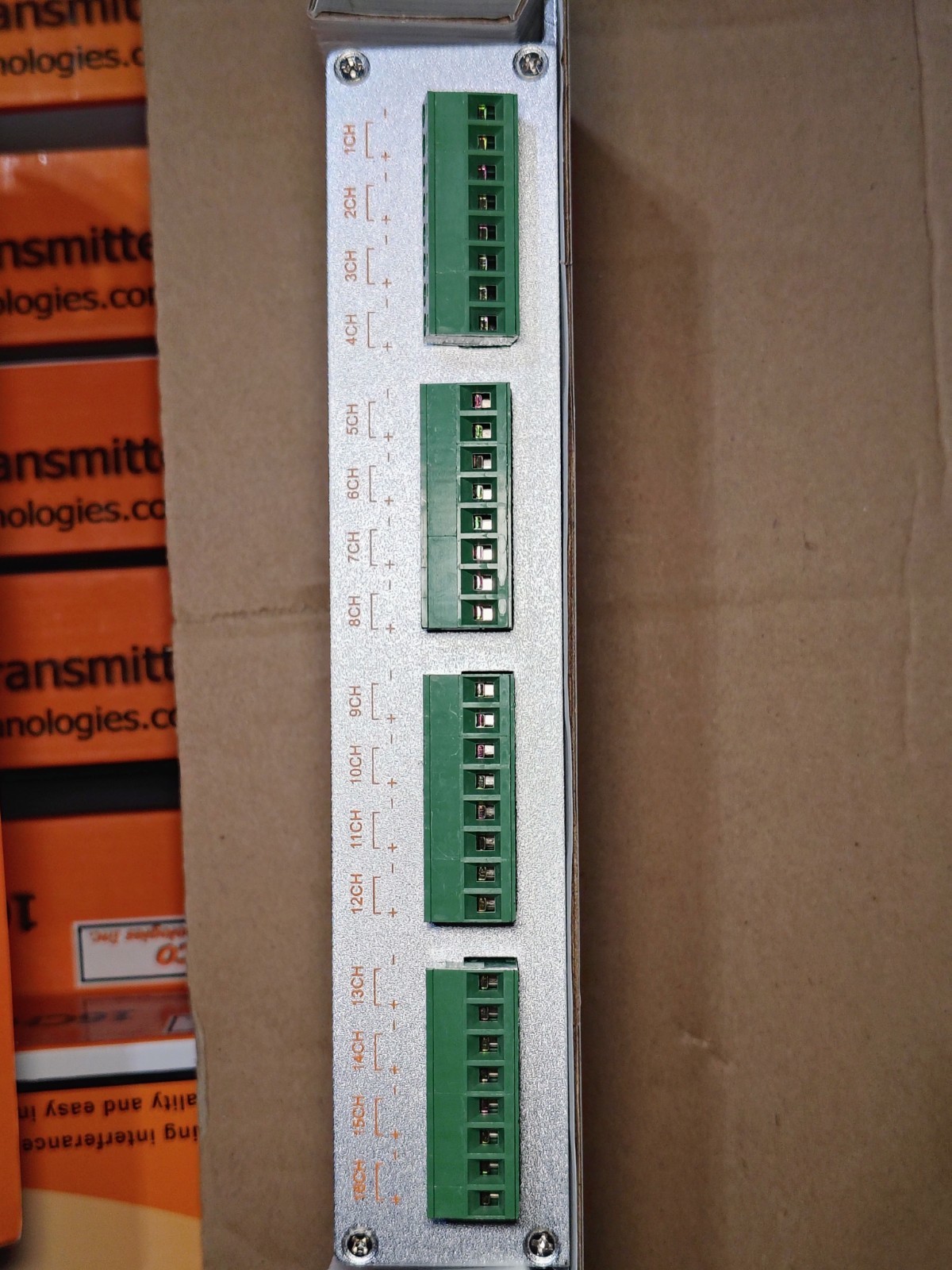 Azco 16CH Passive UTP Trasmitter, New In Box