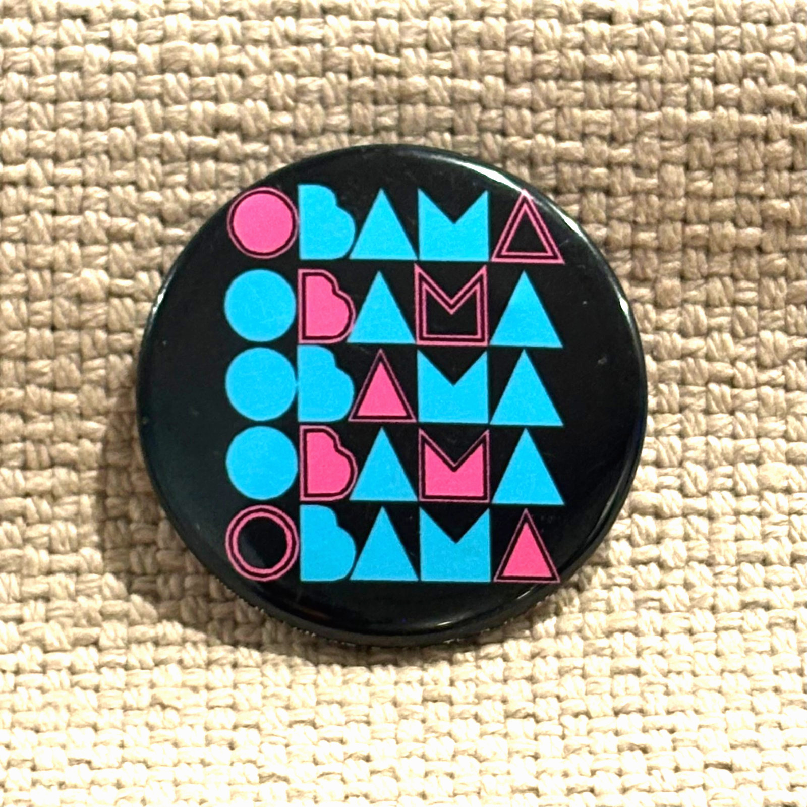 OBAMA Retro Graphic Art Political 2 1/4“ Metal Pin Pinback Button President
