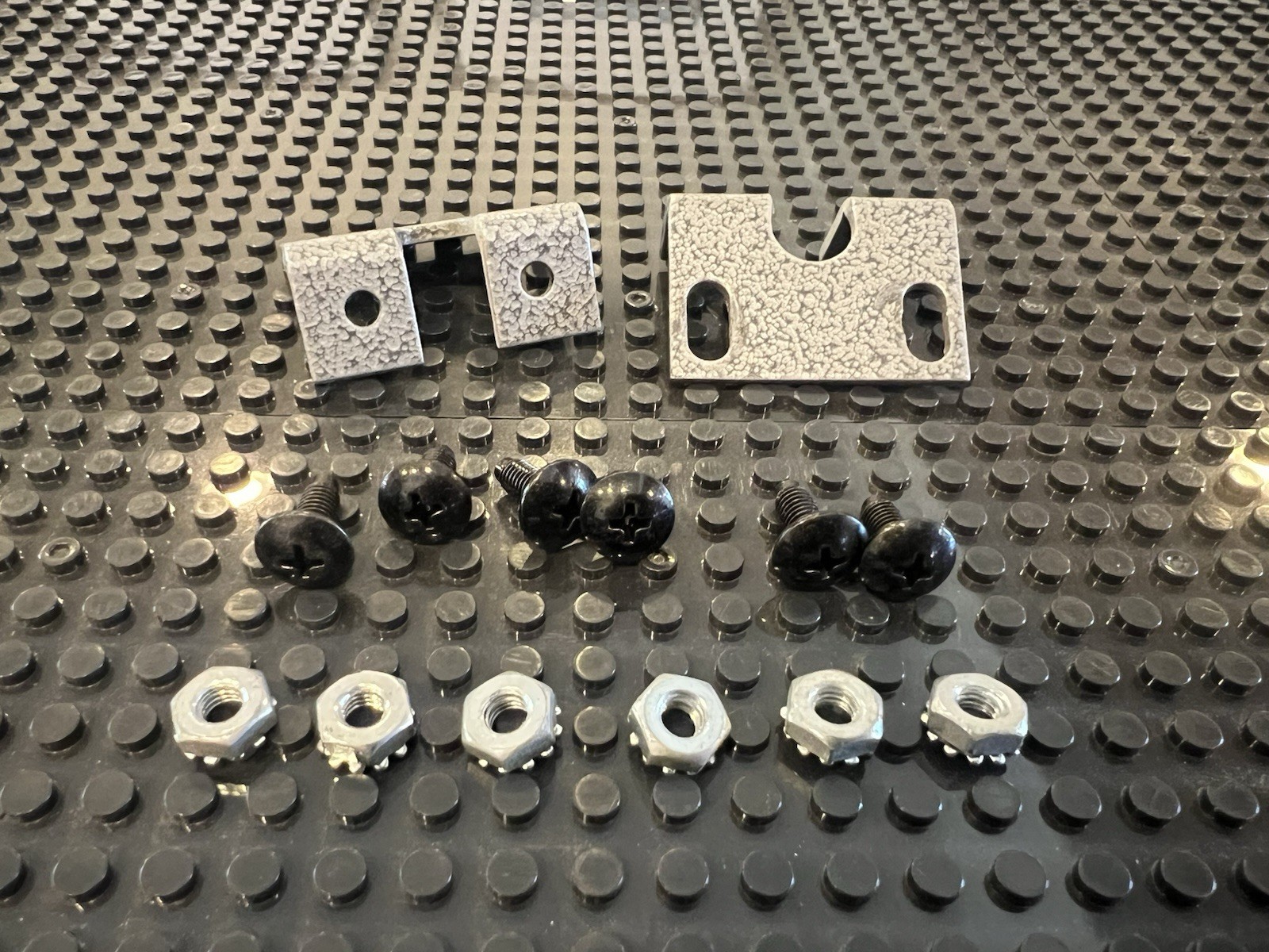 Doug Fleenor Design RK 8-2 Rackmount kit