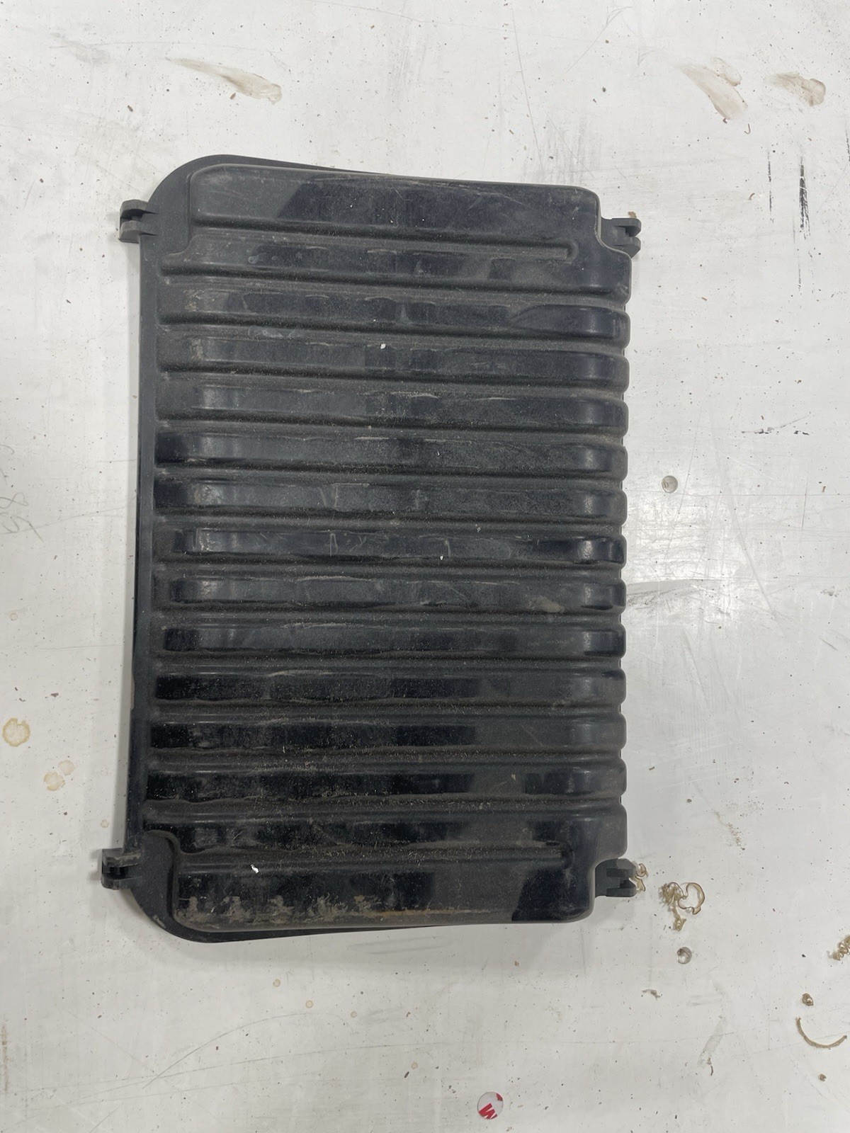 YAMAHA NYTRO AIRBOX LID