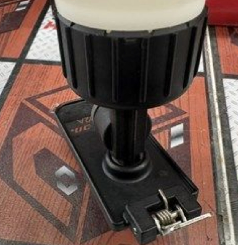 Snap-on BB5002A Brake Bleeder Automatic Refiller Used From Japan