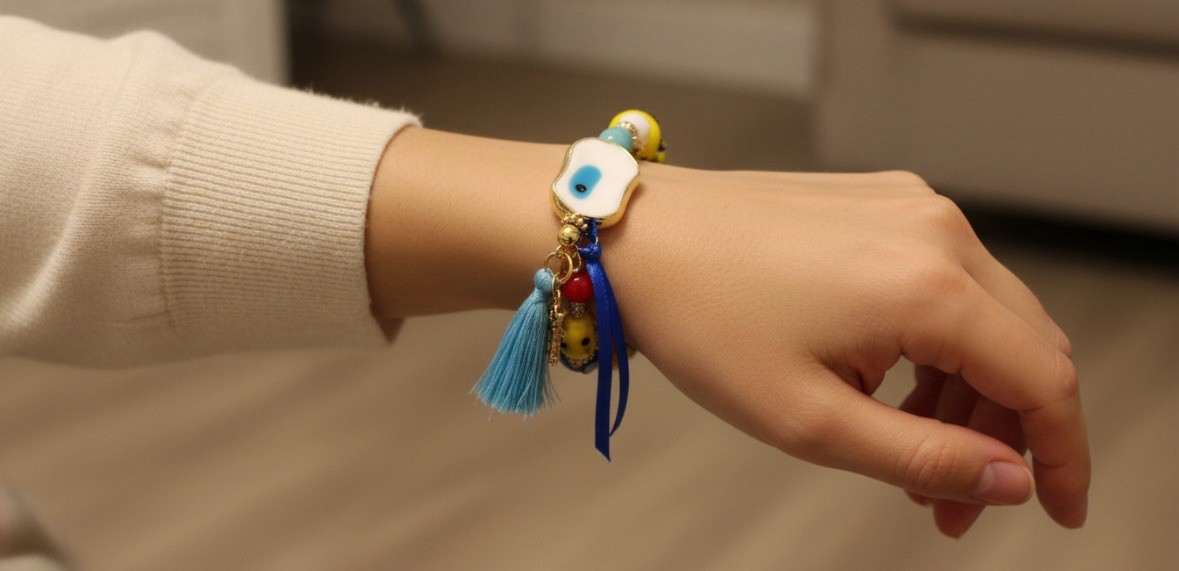 Handmade Woman Glass Bracelet