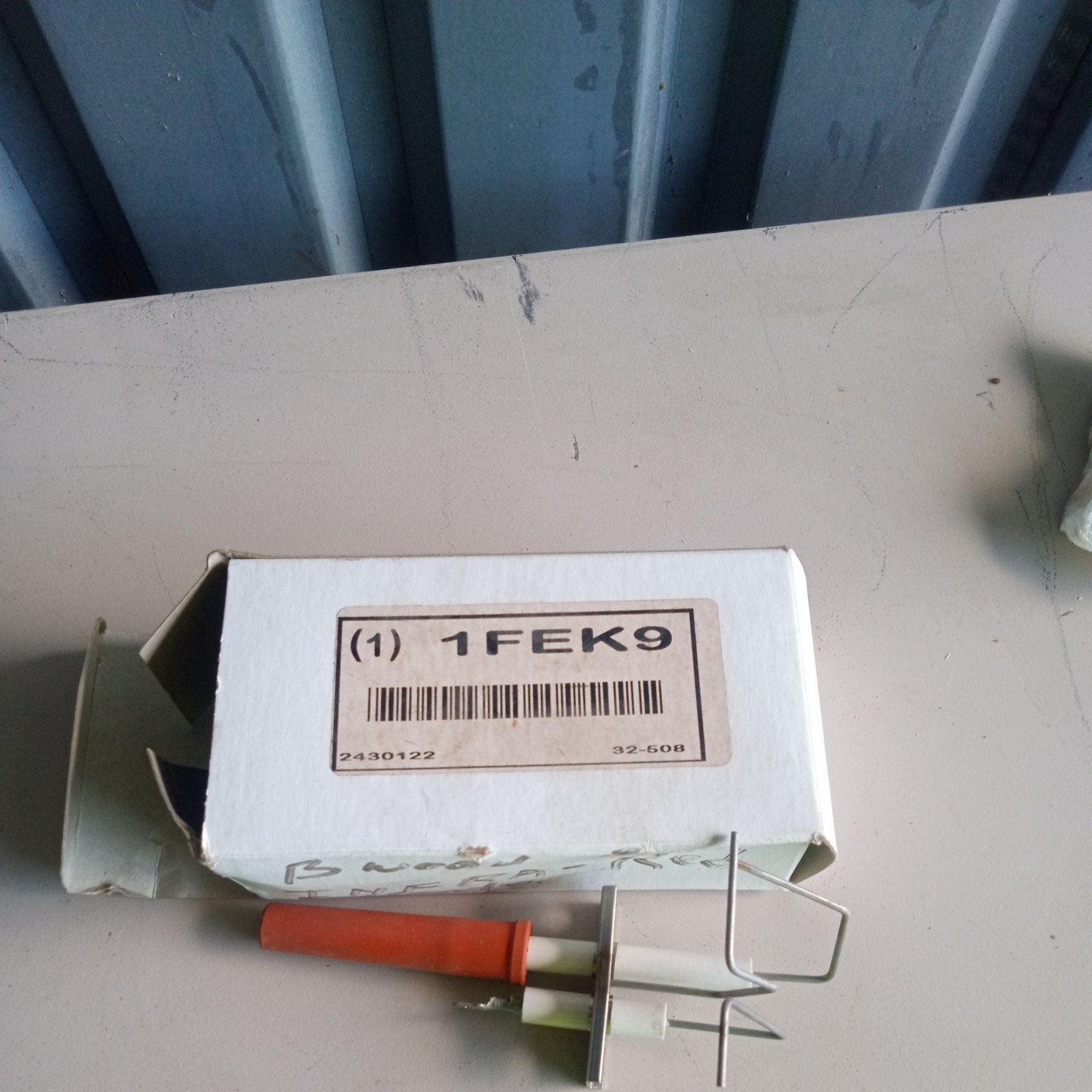 Dayton 1Fek9 Three Prong Electrode