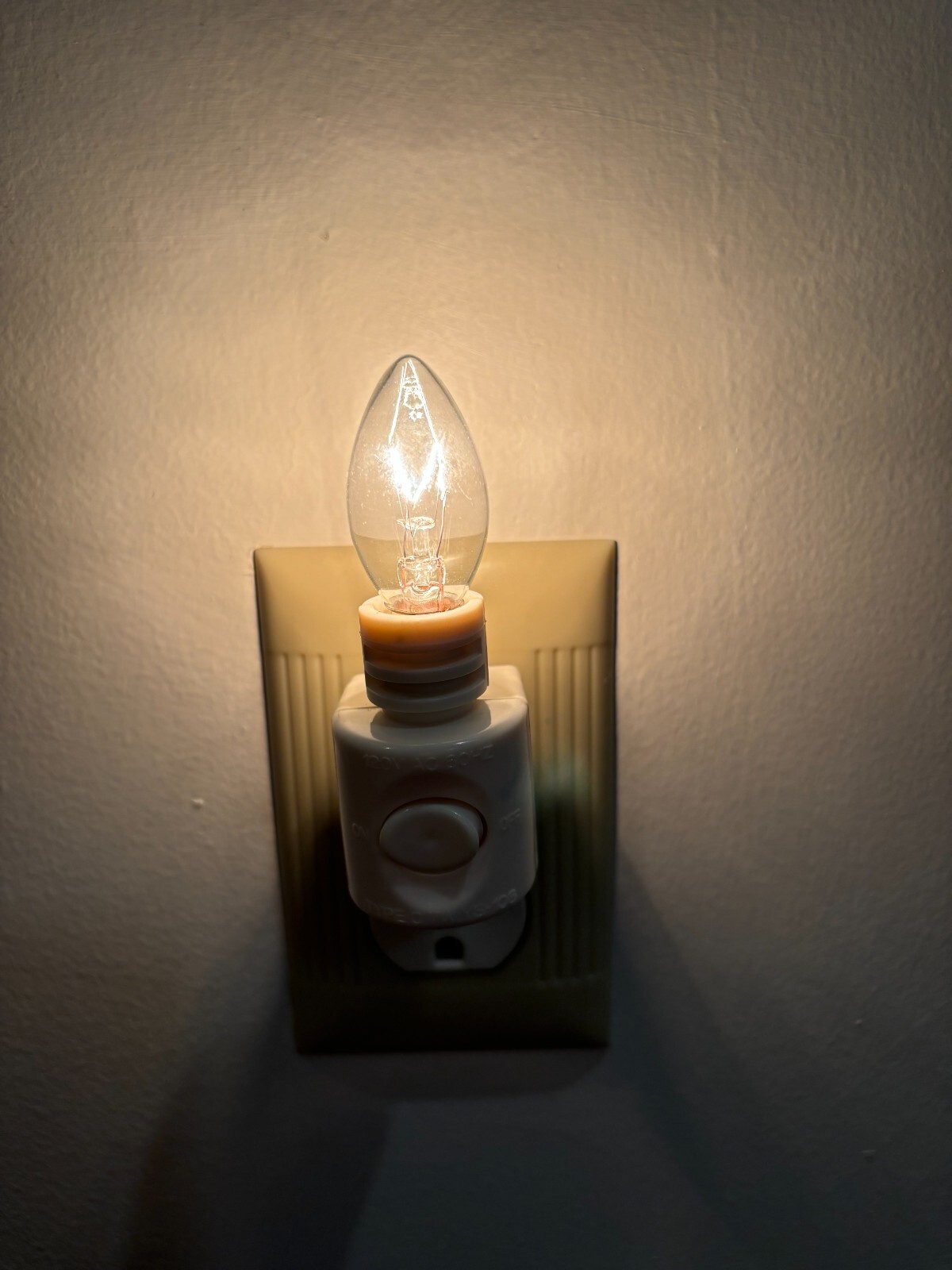 Night Light Sock Monkey Picture w/ Bulb Works