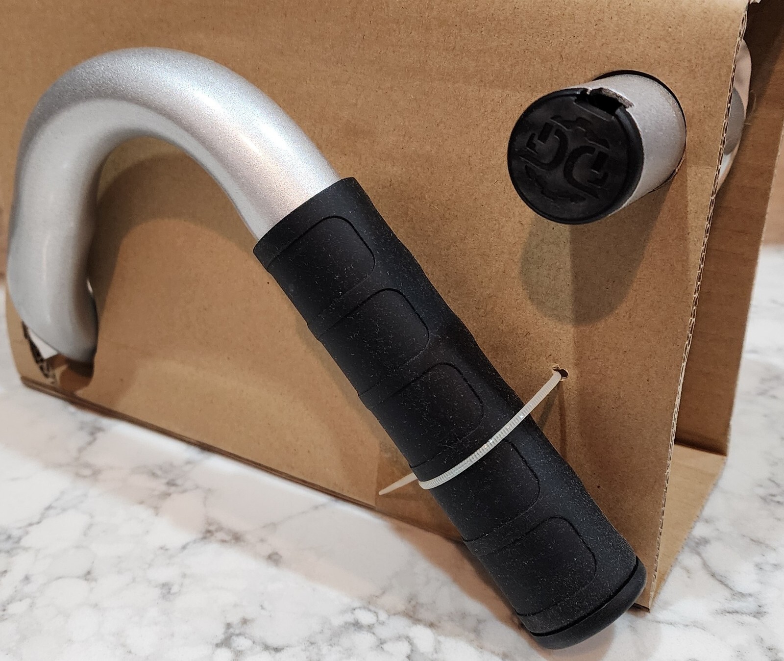 DipGrips Doorway Dip Exercise Handles With V2 Brackets