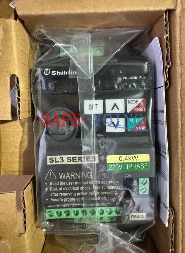 1PCS NEW Shihlin SL3-021-0.4K Frequency Converter