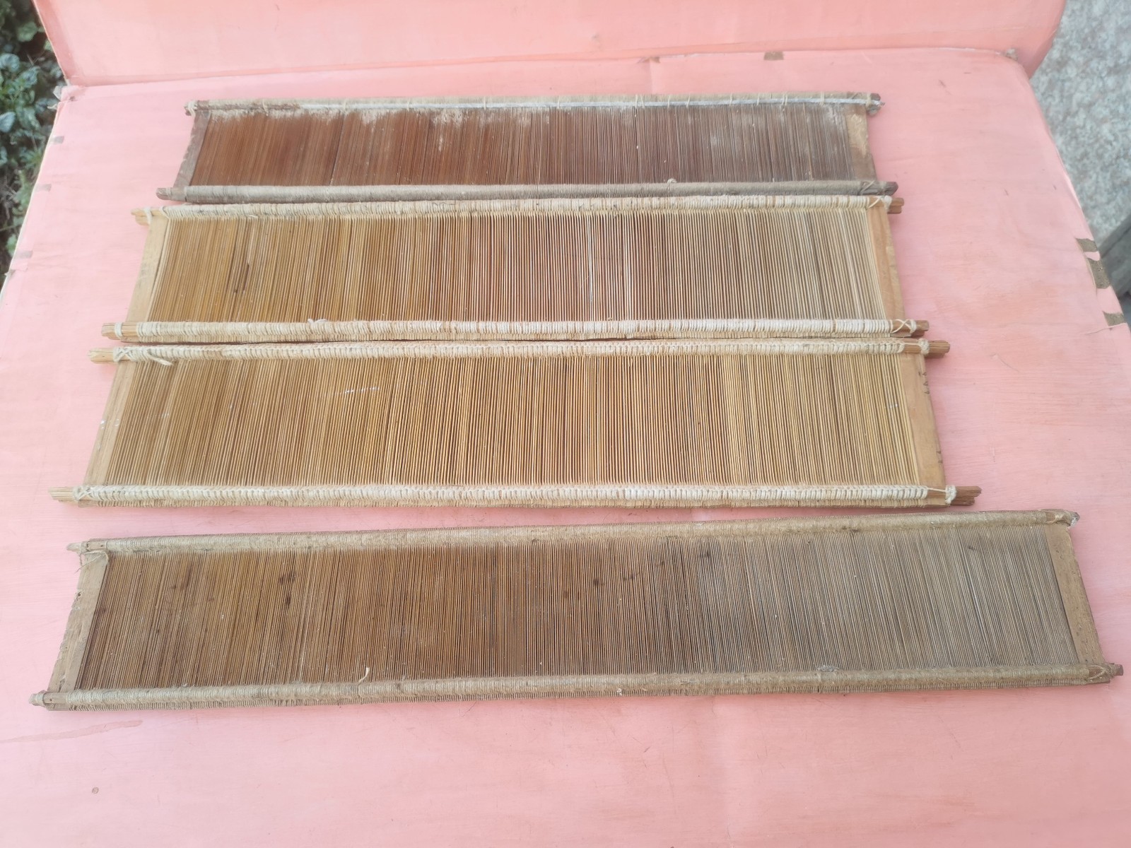 OLD WOODEN PRIMITIVE PARTS OF WEAVING LOOM REEDS HEDDLES DECORATION FARMHOUSE