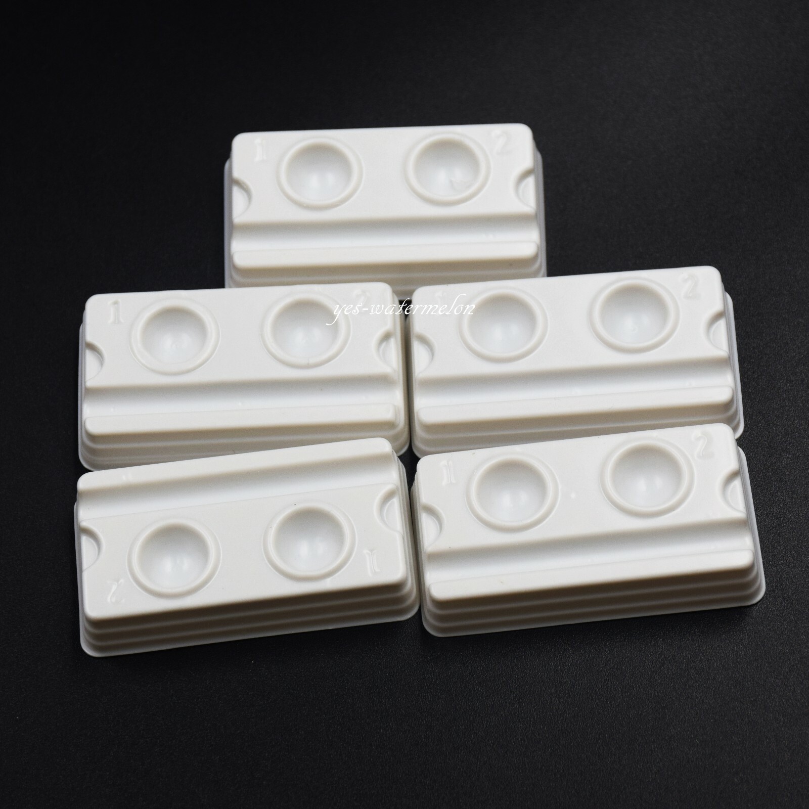 100 Pcs Disposable Dental White Mixing Wells Adhesive Trays Bonding 2 Hole Tray