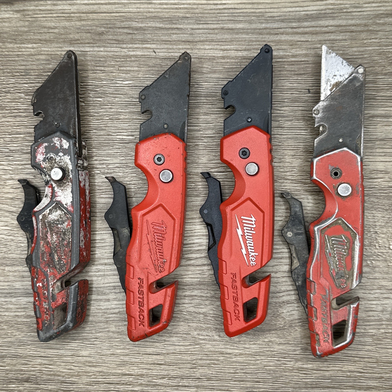 (LOT N) Milwaukee Lot Of 4 Metal FASTBACK 48-22-1502 Folding Utility Box Knives