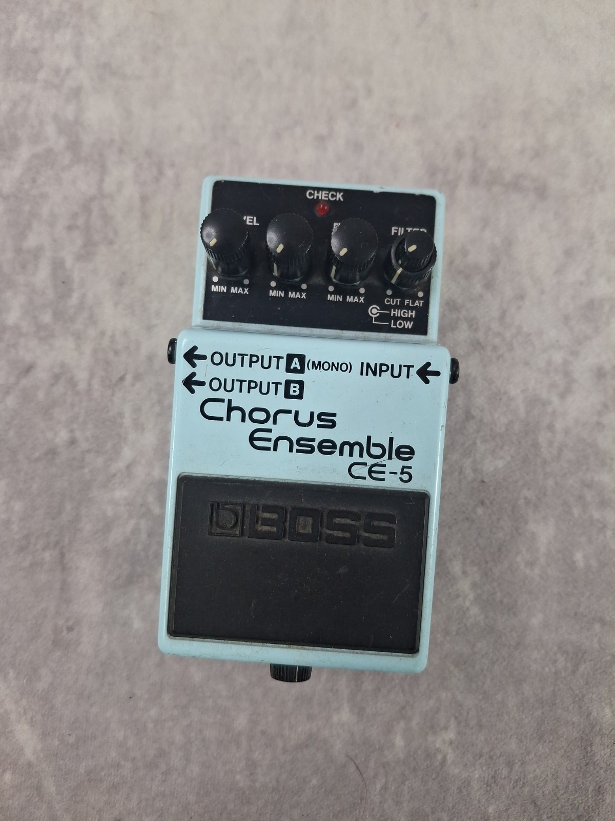 Boss CE-5 Chorus Ensemble Analog Digital Stereo Guitar Effect Pedal