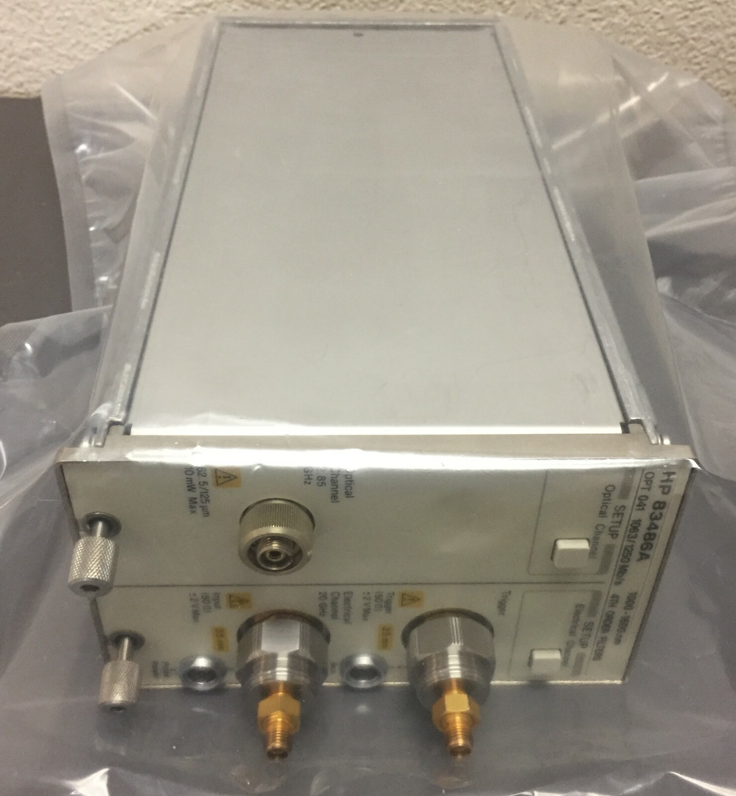 HP/Agilent/Keysight 83486A Opt 041, 1063/1250 mb/s, 1000-1600 nm, 4th Order Filt