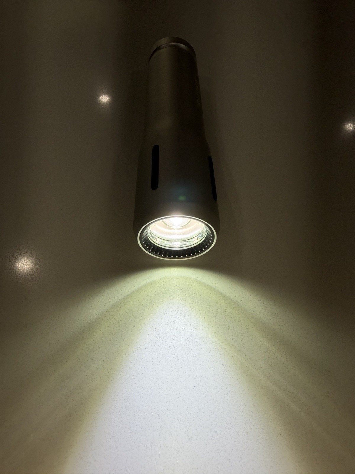 Rivian Torch Flashlight 1000 lumens