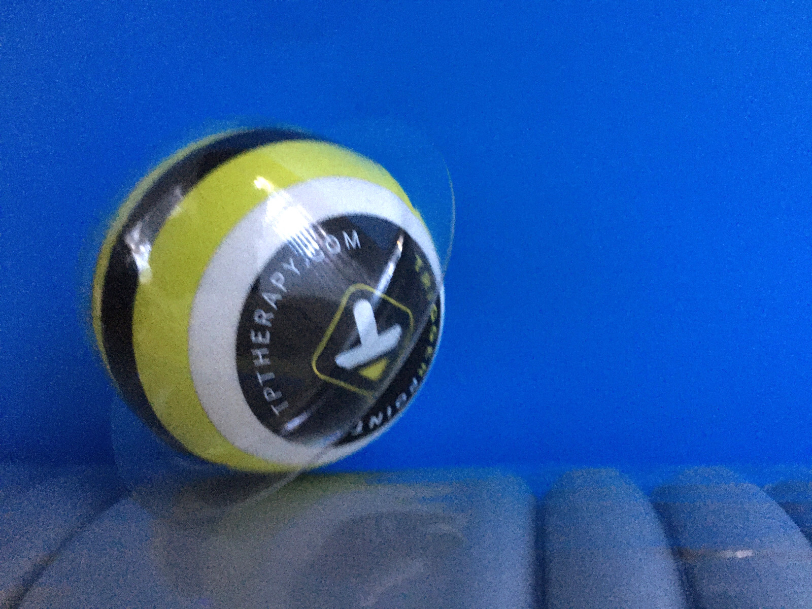 Triggerpoint Core 18 Foam Roller, Gray, 18" x 5.5" w/MB5 Massage Ball