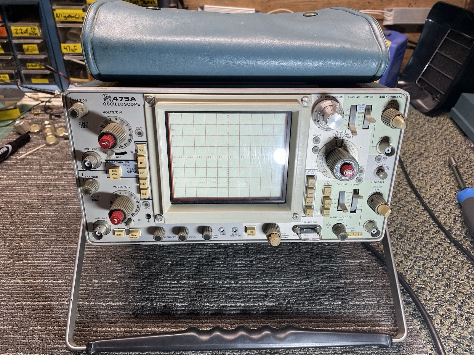 Tektronix 475A Oscilloscope -Looks Great!!!