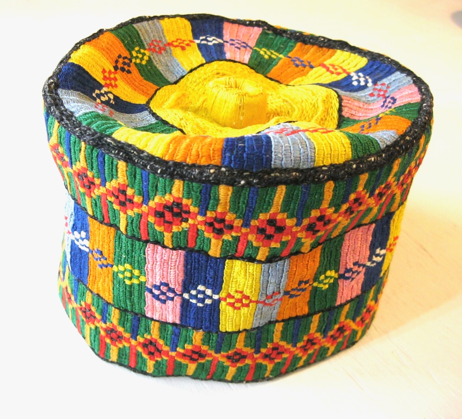 COLORFUL HANDMADE VINTAGE AFRICAN STRAIGHT SIDED SOFT FLEXIBLE MENS HAT / CAP