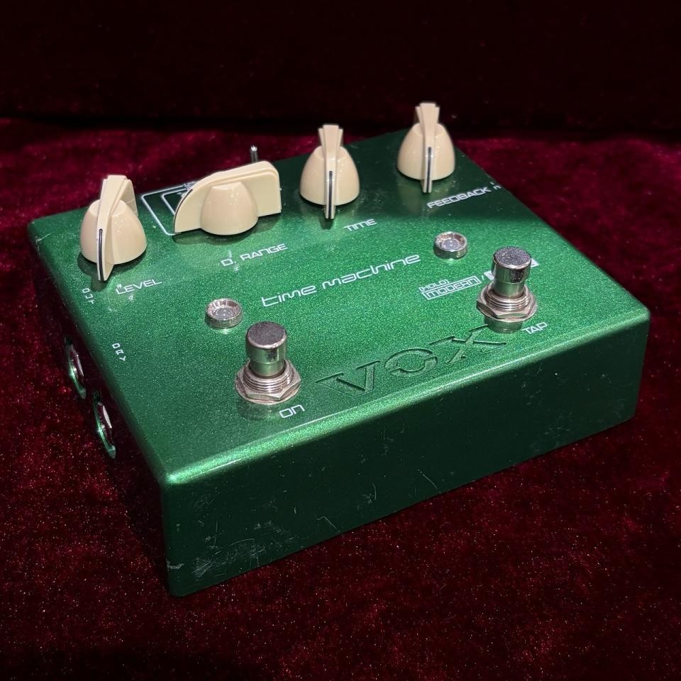 VOX Time Machine Joe Satriani Signature Delay Pedal Modern Vintage Hi-Fi Lo-Fi